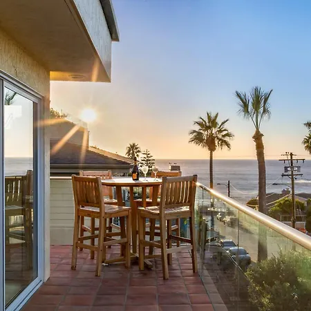 Oceanview Townhome Just Steps From Iconic Windansea Beach